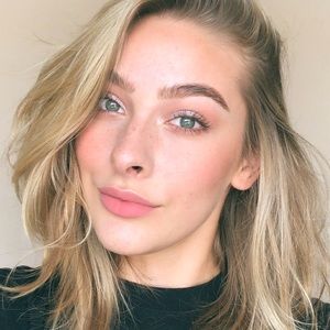 Meet your Posher, Stacy